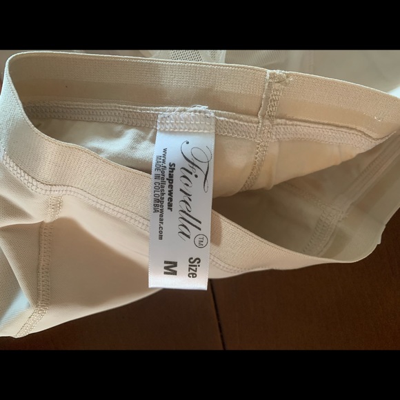 Fiorella Shapewear Butt lifter enhancer powernet - Picture 6 of 7